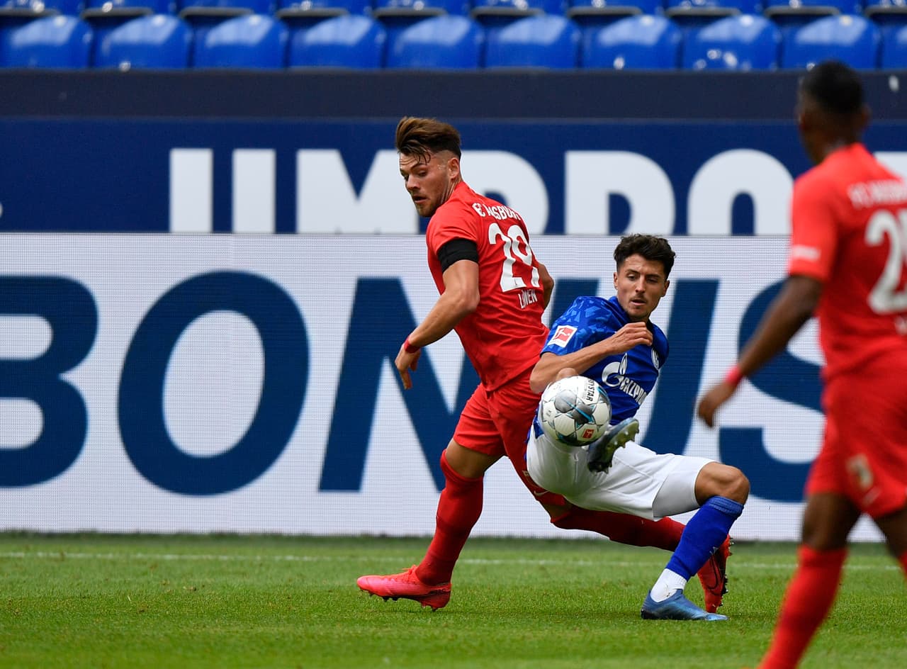 Eduard Loewen pierde el duelo directo con Alessandro Schoepf.