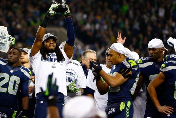 La afición de los Seahawks aclaman a su esquinero estrella, Richard Sherman, y estas imágenes demuestran el por qué. Disfruta lo mejor de él en la temporada 2013.