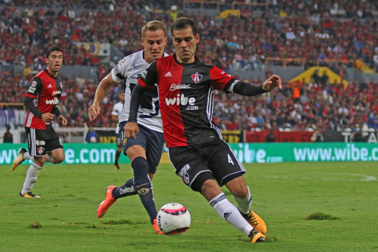 Rafael Márquez - 6 puntos. ¡Viejos los cerros! El central mexicano sigue mostrando un alto nivel. Esta semana, además de aportar en defensa dio una asistencia durante el encuentro.