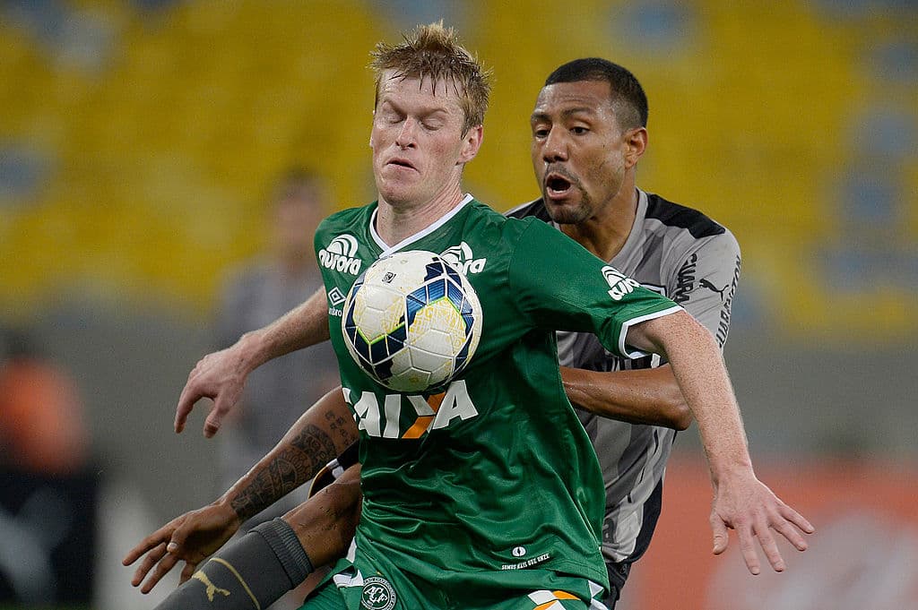 Douglas Grolli, defensa. Regresó por tercera vez y no se ha marchado, el defensor continúa con el equipo desde 2017.