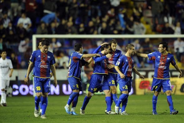 Xisco abrió el marcador en favor del Levante.