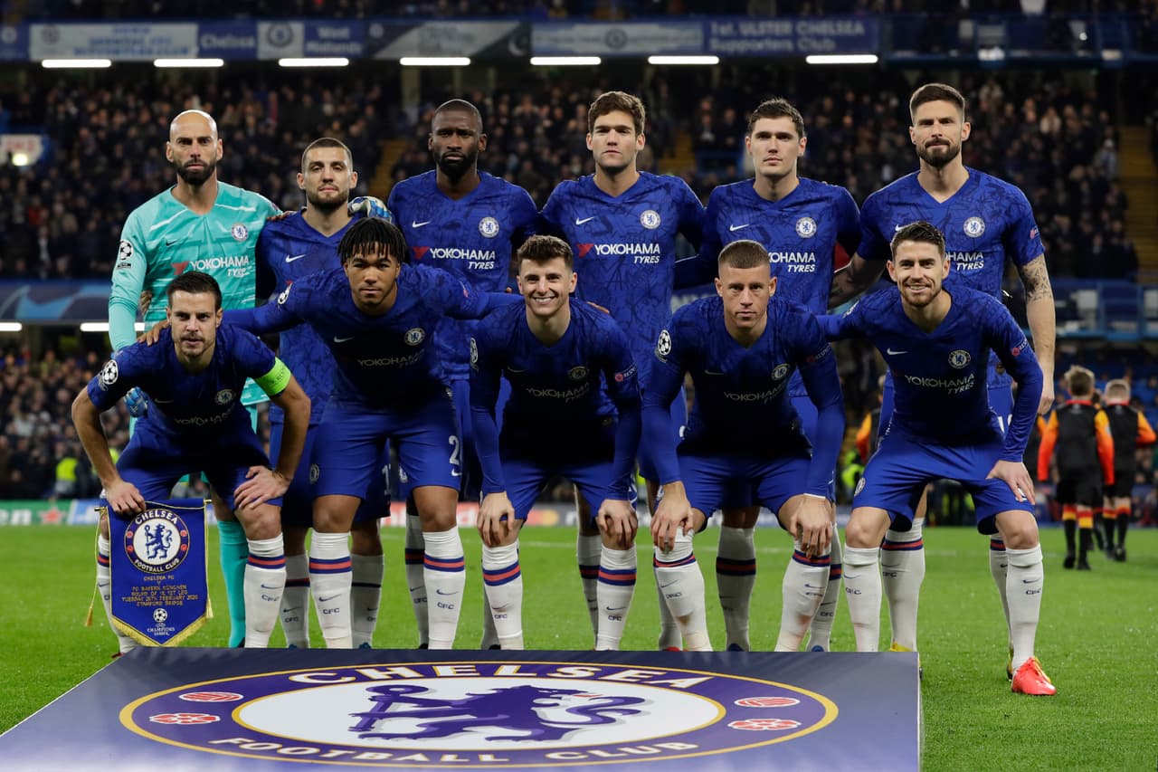 Los ingleses tienen a tres campeones del mundo de los mundiales de Sudáfrica 2010 y Rusia 2018, los afortunados de haber levantado la Copa del Mundo son N´Golo Kanté, Olivier Giroud y Pedro Rodríguez.