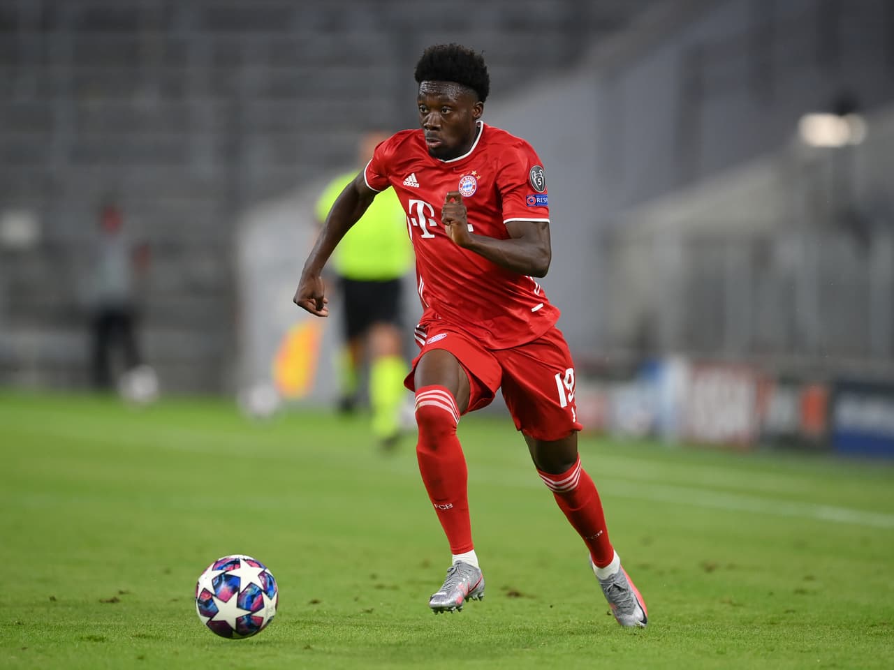Alerta en el Bayern Múnich por posible lesión de Alphonso Davies