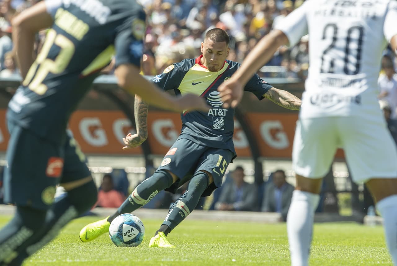 El atacante, que llegó esta temporada como refuerzo del campeón mexicano, tuvo un comienzo con muchos bríos en el partido.