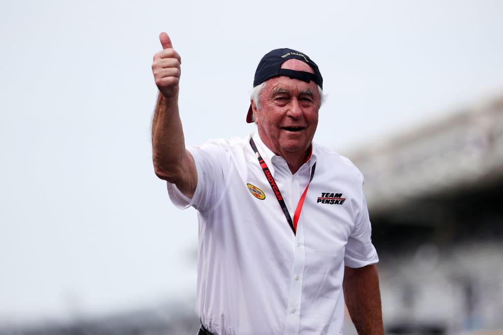 La victoria en la prestigiada Indy 500 representó la número 18 para Roger Penske (foto), justo en su aniversario de oro en la carrera.