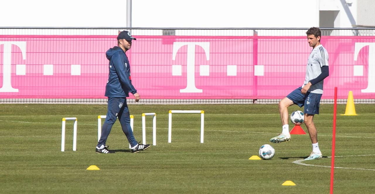 Los jugadores se integran poco a poco y de manera escalonada, evitando que todos se agruparan al mismo tiempo.