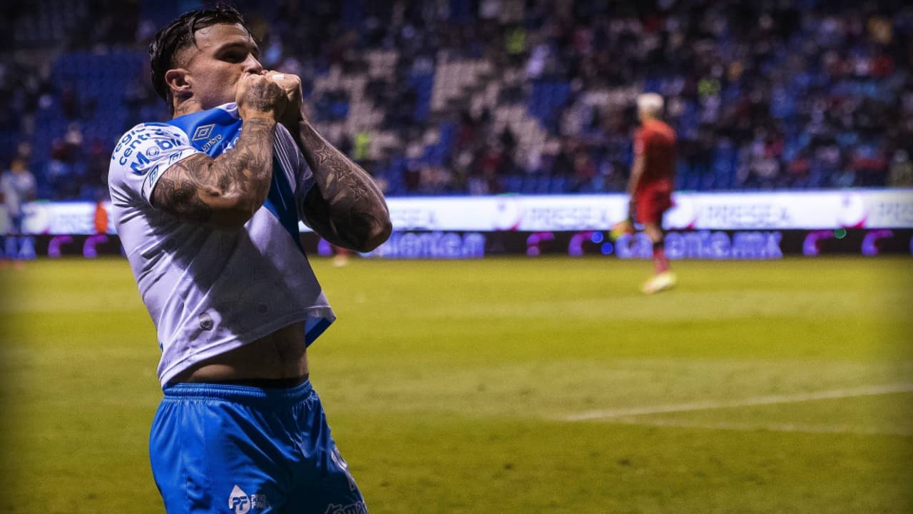 Tabó sentencia que al Puebla ya lo respeta Chivas y va por el título