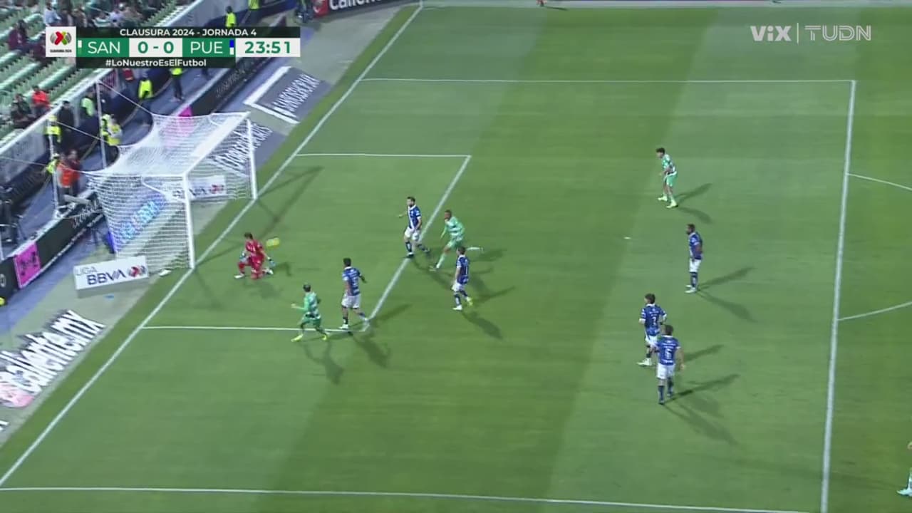 ¡Santos coquetea con el gol, pero la Araña ataja en dos ocasiones!