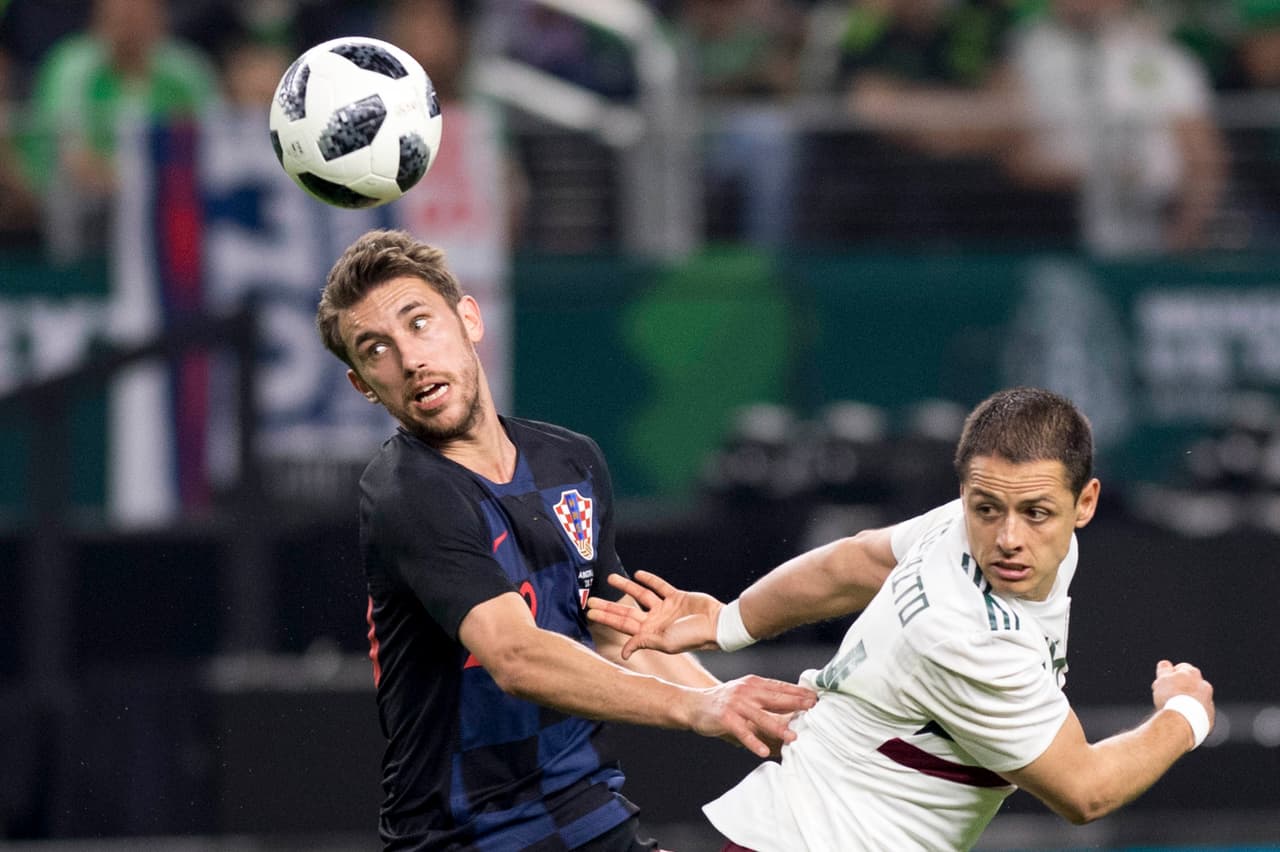 'Chicharito' ya es centenario: llegó a 100 partidos con el Tri
