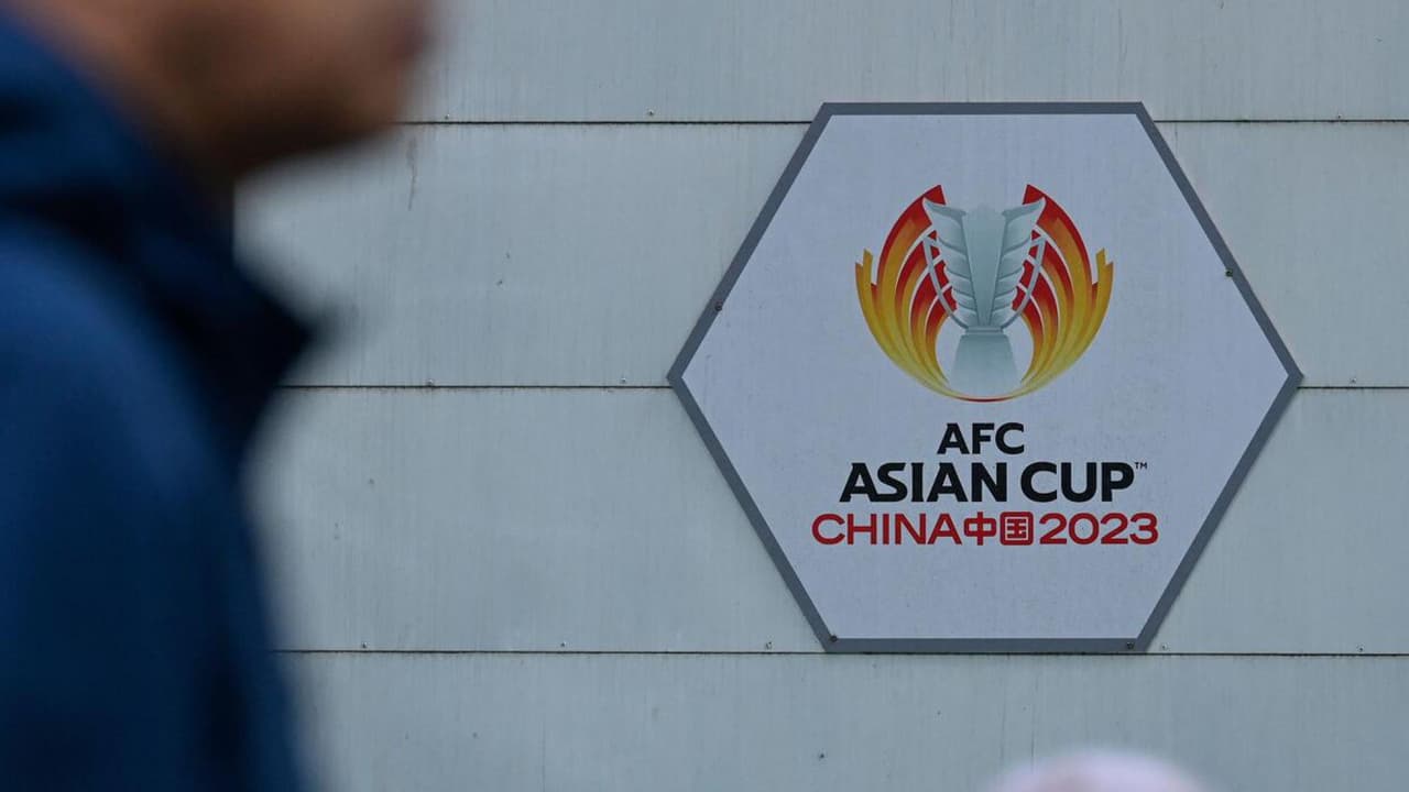 China renuncia a organizar Copa de Asia 2023 de futbol por rebrote de coronavirus