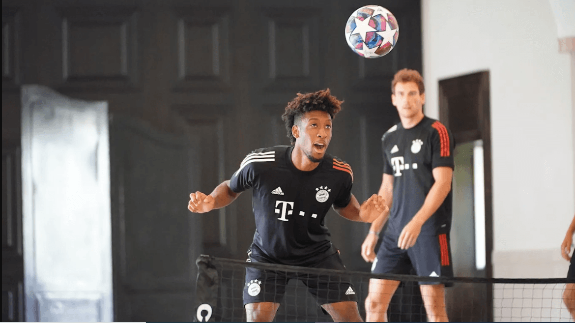 El equipo de Hansi Flick tiene una sesión de activación previa a semifinales contra el Olympique de Lyon.