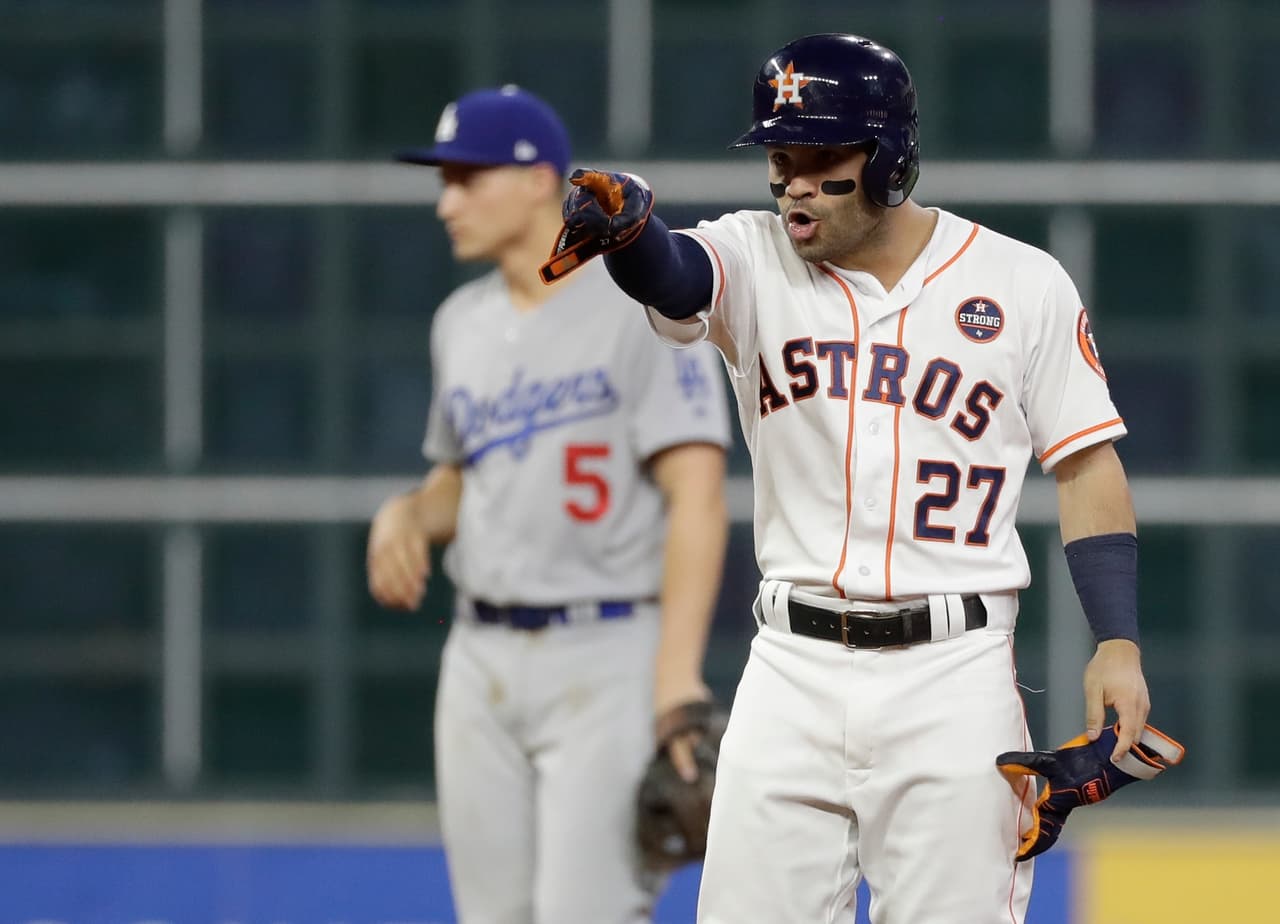 José Altuve fue galardonado con el bate de Plata de la MLB