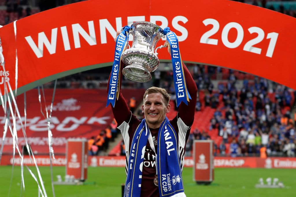 Leicester City continúa haciendo historia y consiguen su primer título de la FA Cup.