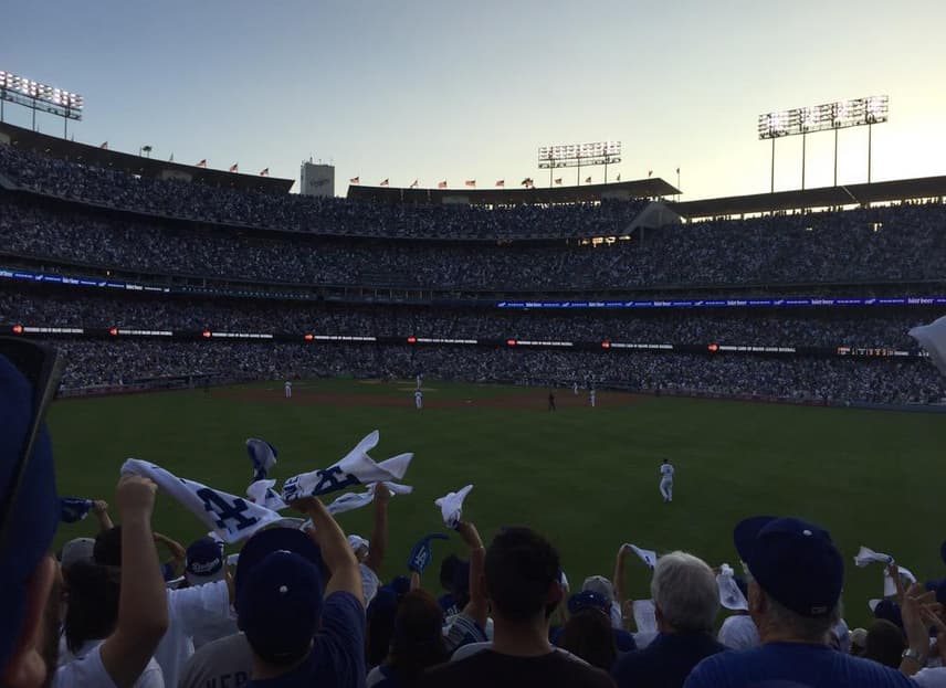 Así se vive la fiesta en las redes sociales de cara al partido entre los LA Dodgers y los NY Mets.