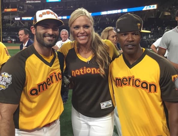 Otra belleza y deportista, Jennie Finch, lanzadora que conquistó el oro en softbol en los Juegos Olímpicos.