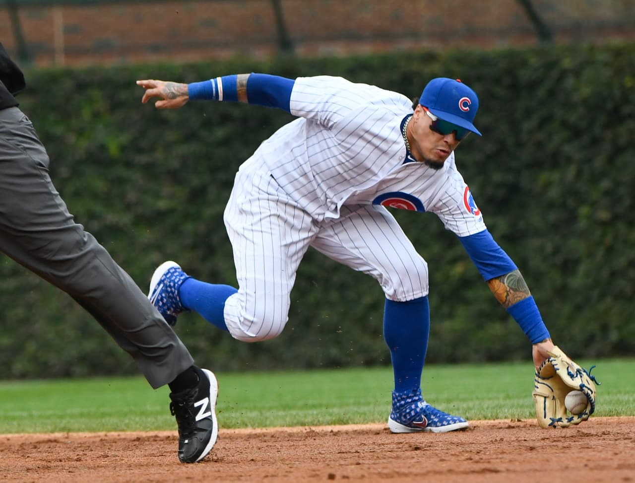 Los Cubs echaron mano de siete lanzadores para completar el partido de desempate en Wrigley Field, pero el pitcheo no fue el que languideció.