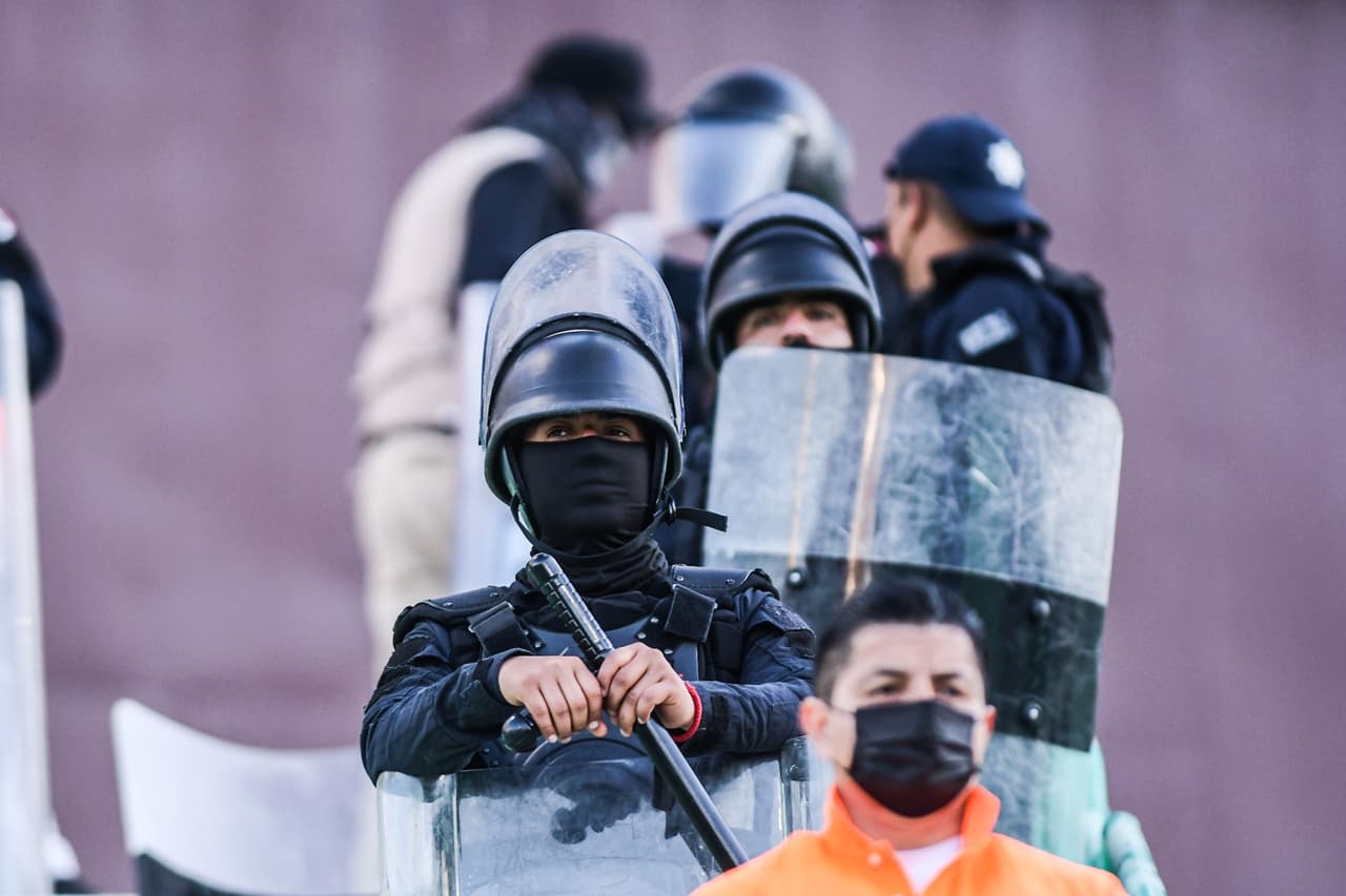 Santos Laguna sumó su tercer triunfo en los últimos cuatro partidos y se metió de lleno en la pelea por el Repechaje gracias los goles de Gorriarán, Suárez y el doblete de Preciado ante unos débiles Xolos de Tijuana.