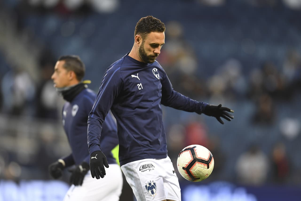 Este fue el ambiente dentro y fuera del Childrens Mercy Spark Stadium, en Kansas City, Kansas, para presenciar el partido de Vuelta de las Semifinales de la Concacaf Champions League entre Sporting Kansas City y Rayados del Monterrey en medio de una noche fría.