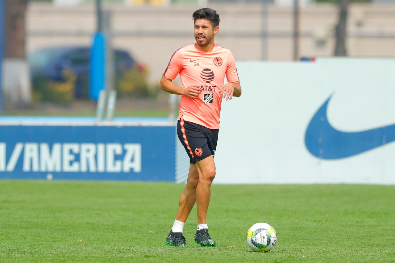 El entrenamiento de América en Coapa estuvo marcado por la tranquilidad del cupo en Liguilla pero por la exigencia de ganar contra Veracruz para mejorar lugares para los Cuartos de Final del Clausura 2019.