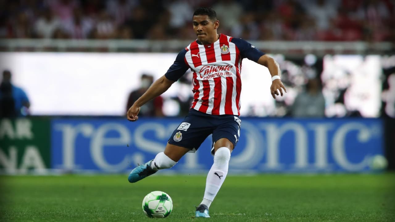 Fallece padre de 'Tiba' Sepúlveda; Chivas da pésame en Twitter