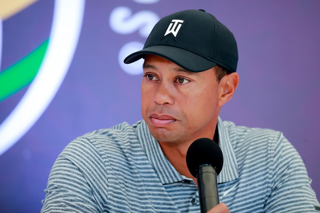 "Hay mucha resistencia, la pelota no vuela como uno espera, necesito averiguar, necesito conocer más el campo. La práctica de ayer fue interesante pero necesito saber más, ese va ser el reto porque estos 'greens' son sumamente difíciles", agregó Woods.