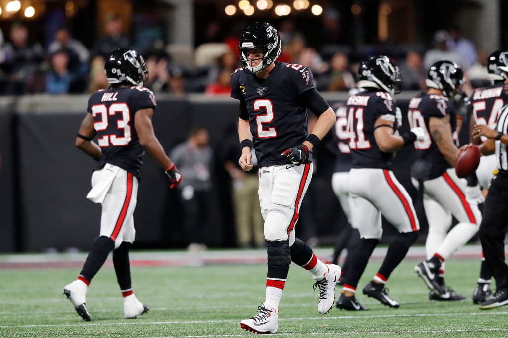 Tras vencer a los Falcons 26-18, en el último partido de la jornada de Acción de Gracias, son el primer equipo en clasificarse a playoffs.