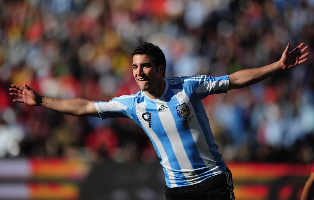 A Sudáfrica los dirgidos por el 'Pelusa' llegaron sin mucha favoritismo, más allá del lógico por su historia. Comenzaron ganando por 4-1 ante la República de Corea.