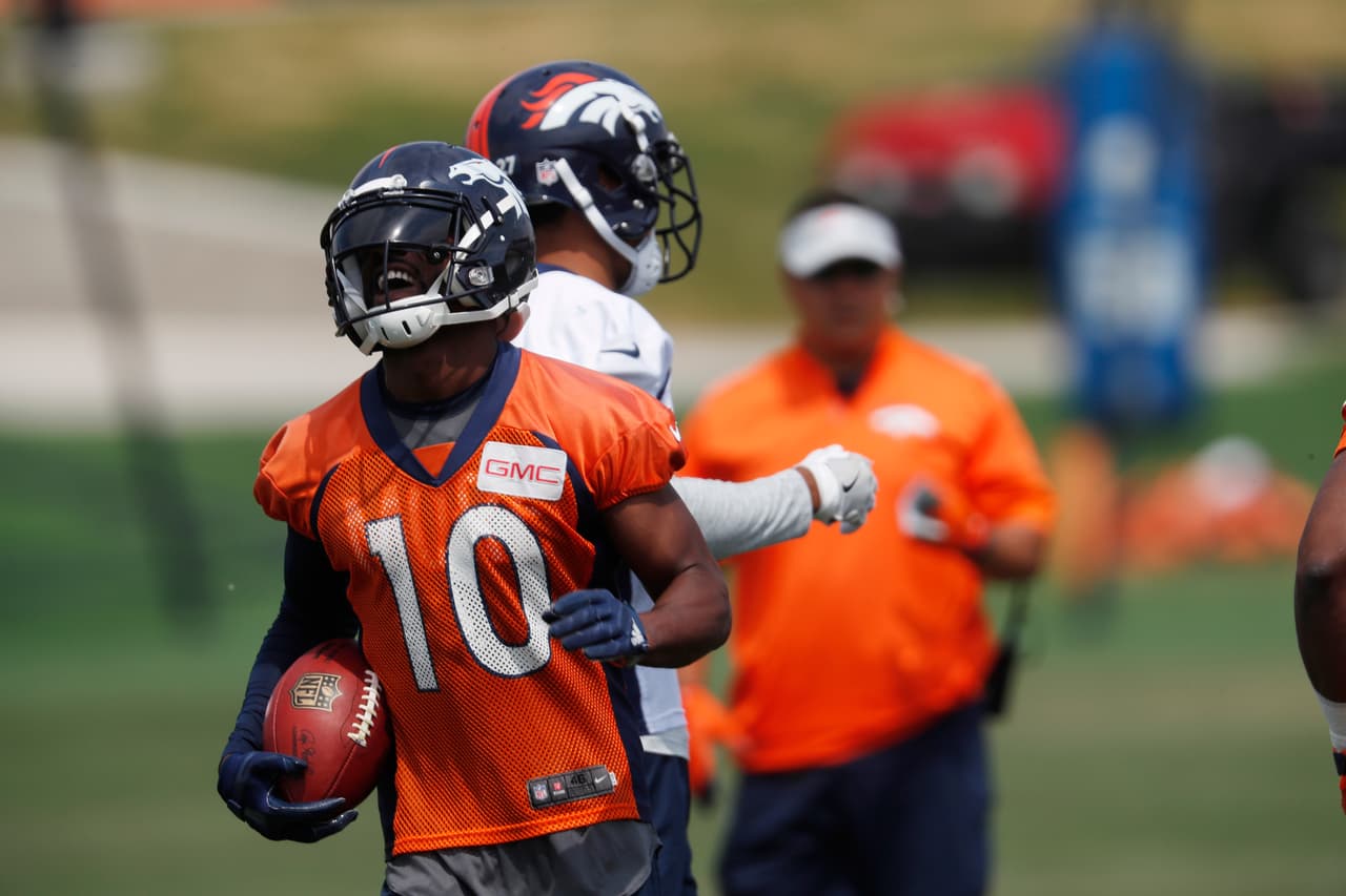 24. Denver Broncos en NFL, 2.6 billones de dólares.