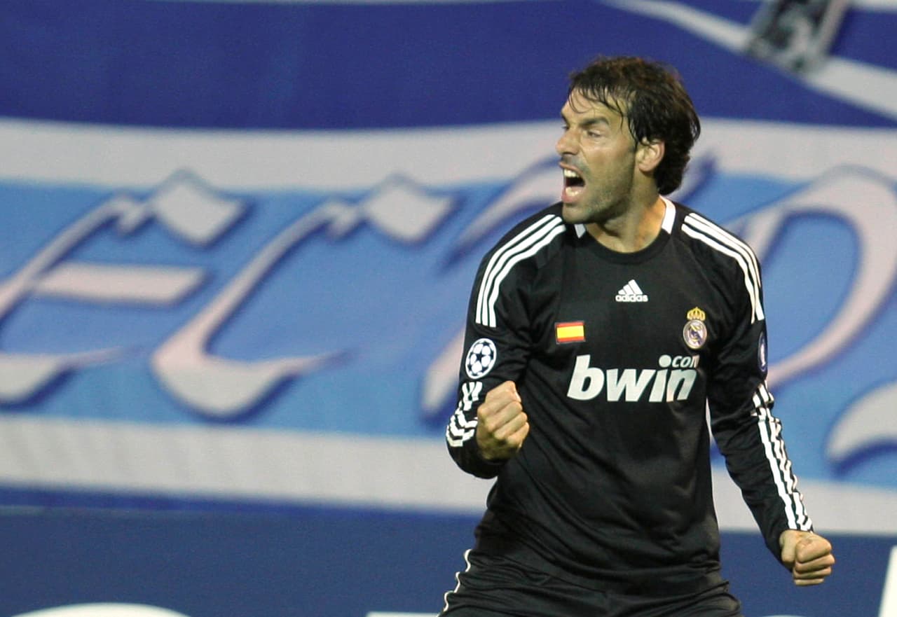 Ruud van Nistelrooy | El retirado delantero neerlandés dejó su cuenta en 181 partidos jugados, 60 goles y 16 asistencias.