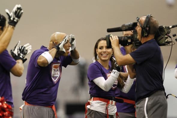 La Conferencia Nacional se impuso a la Conferencia Americana en el Tazón Latino IX y Hristo Stoichkov, para sorpresa de todos, fue reconocido como el MVP del juego, disfruta aquí de las mejores imágenes (Foto: Mario Castillo).