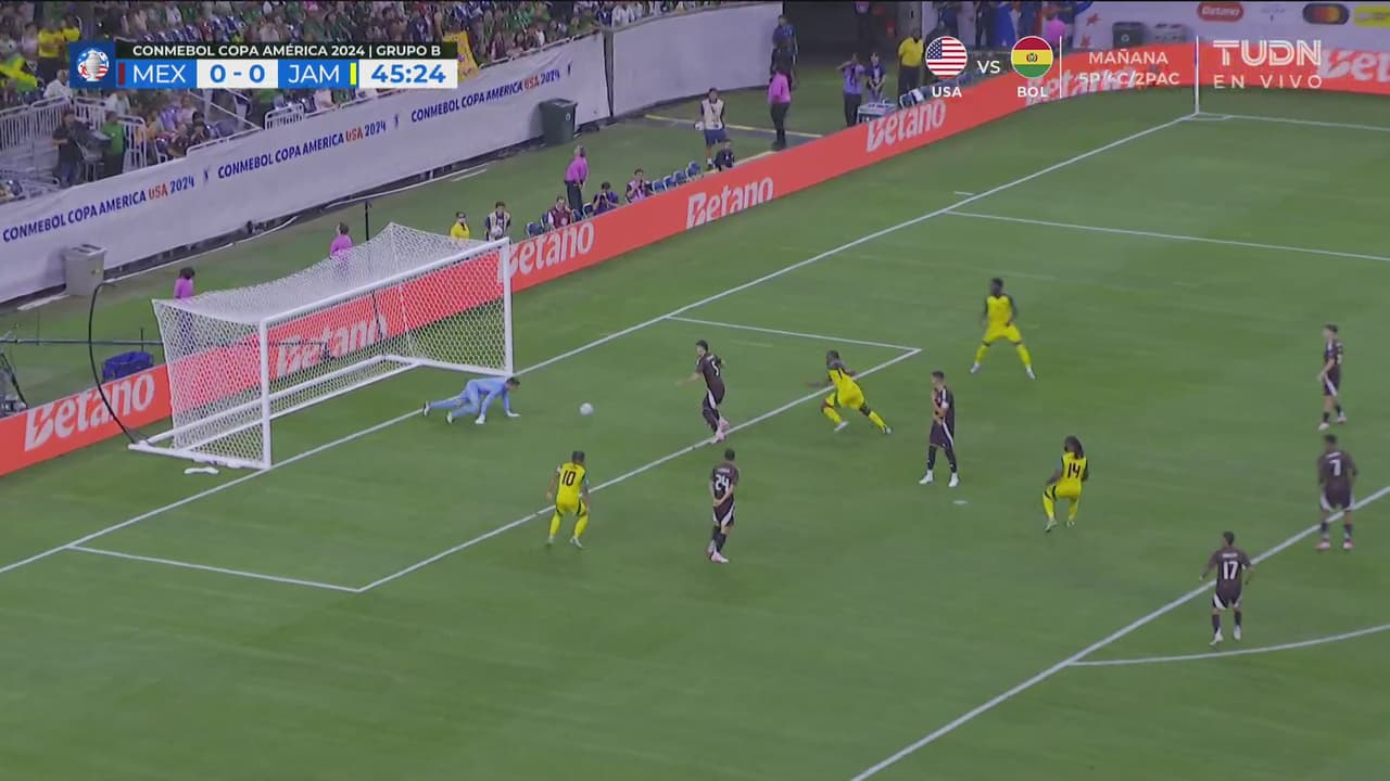 ¡Se complica Julio! Palmer mete derechazo que González escupe