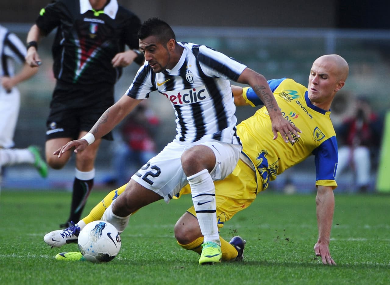 En Italia los jugadores de medio campo deben ser combativos y contar con pie educado. Por eso Arturo Vidal la rompió con la Juventus.