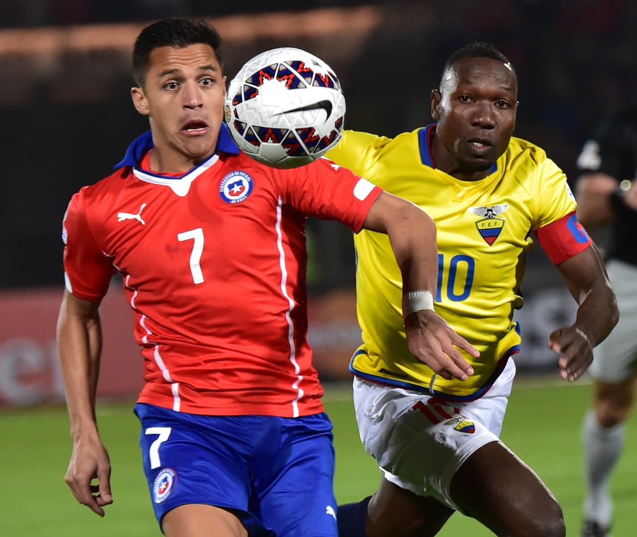 Veremos quienes de estos jugadores repiten para el once ideal de la jornada 2 de la Copa América Chile 2015 y quienes se agregan tras la fecha 2.