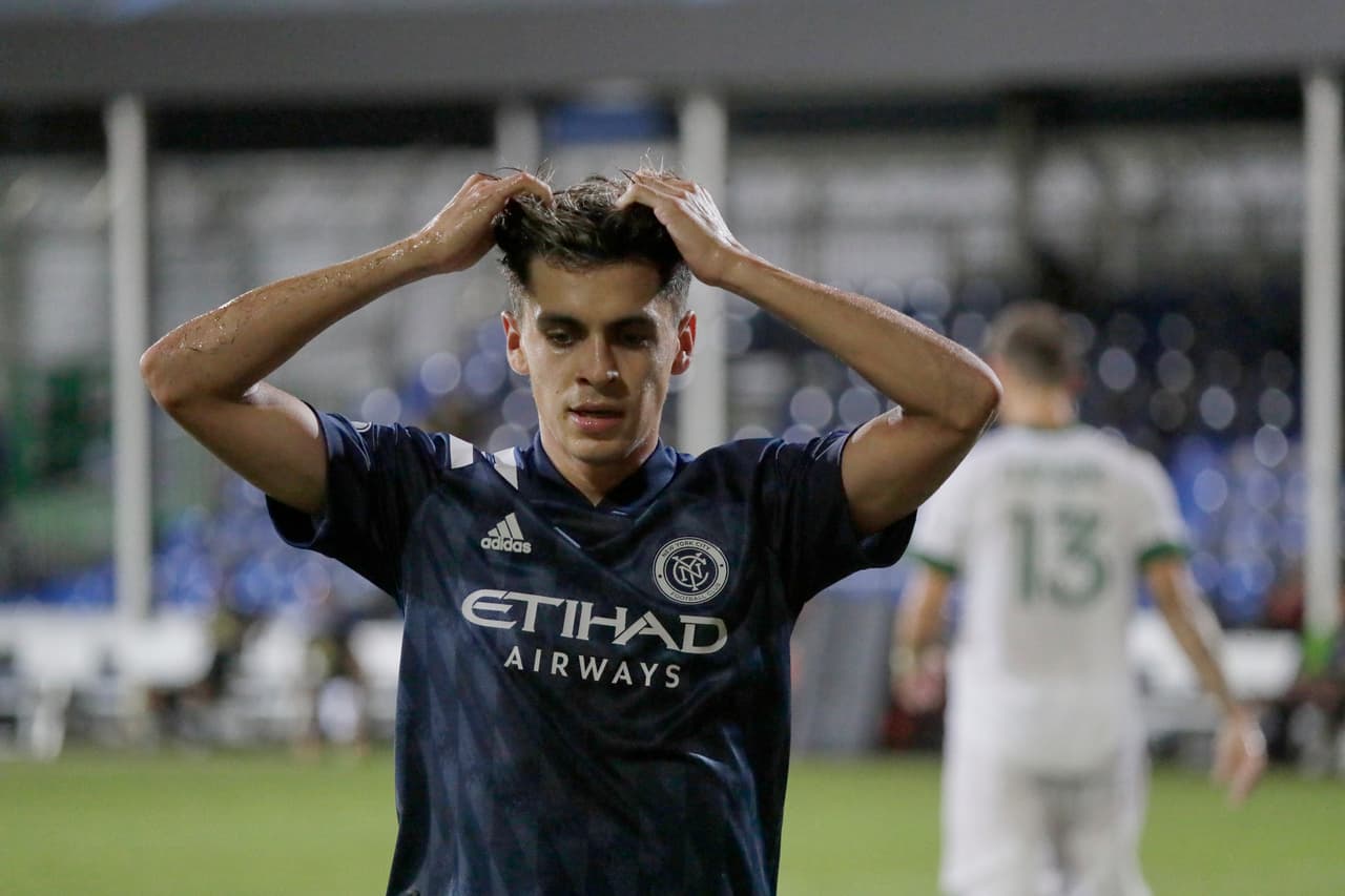 New York City FC 1-3 Portland Timbers | Jesús Medina abrió el marcador para los locales por la vía penal. Sebastián Blanco (43’) hizo el empate antes de concluir la primera mitad. Diego Valeri (65’) dio la vuelta al marcador y Andy Polo (76’) selló el triunfo.
