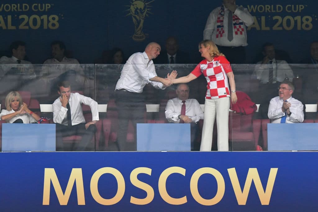 También fue felicitada la Presidente de Croacia Kolinda Grabar Kitarovic en los goles de su equipo.