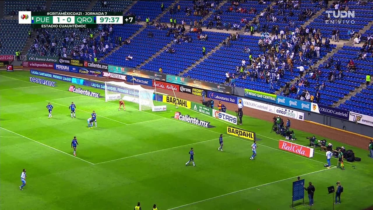 ¡TIRO ATAJADO! disparo por Diego de Buen.