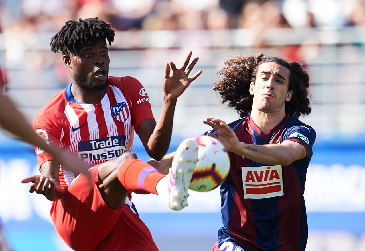 En el primer tiempo las acciones se fueron igualadas y sin anotaciones. La expectativa para la segunda mitad era alta.