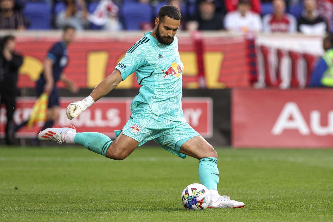 Arquero - CARLOS CORONEL (New York Red Bulls)
<br>