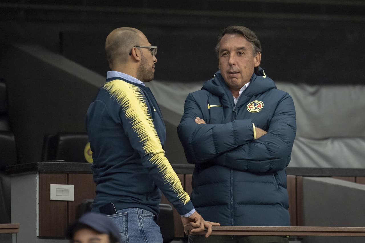 Emilio Azcárraga, dueño del América, fue a ver el partido al Azteca.
