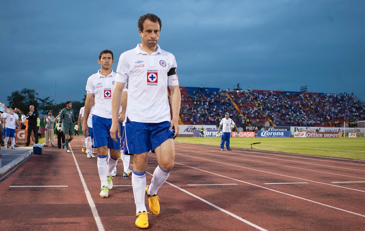 En 2001 ya en el futbol español, Torrado logró conseguir el ascenso con el Tenerife.