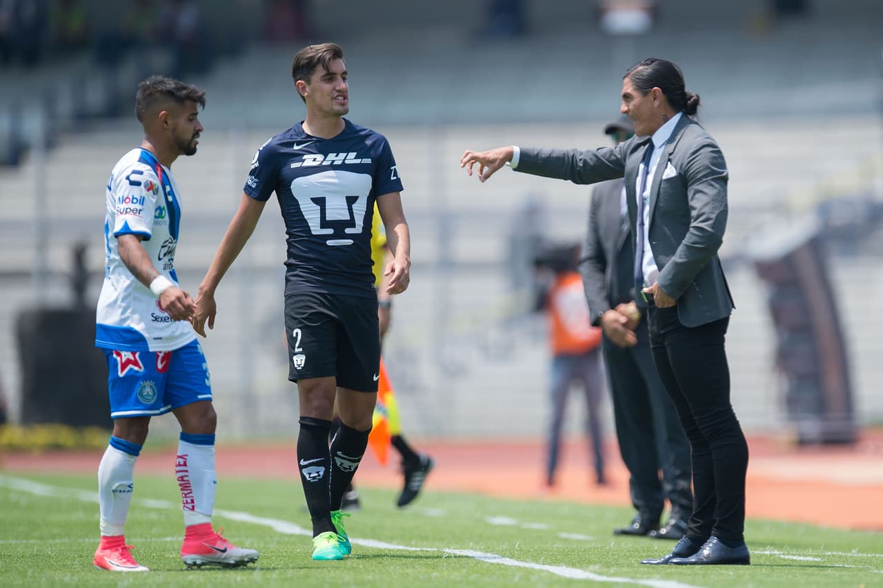 Hasta el último minuto Paco Palencia buscó reordenar a los suyos.