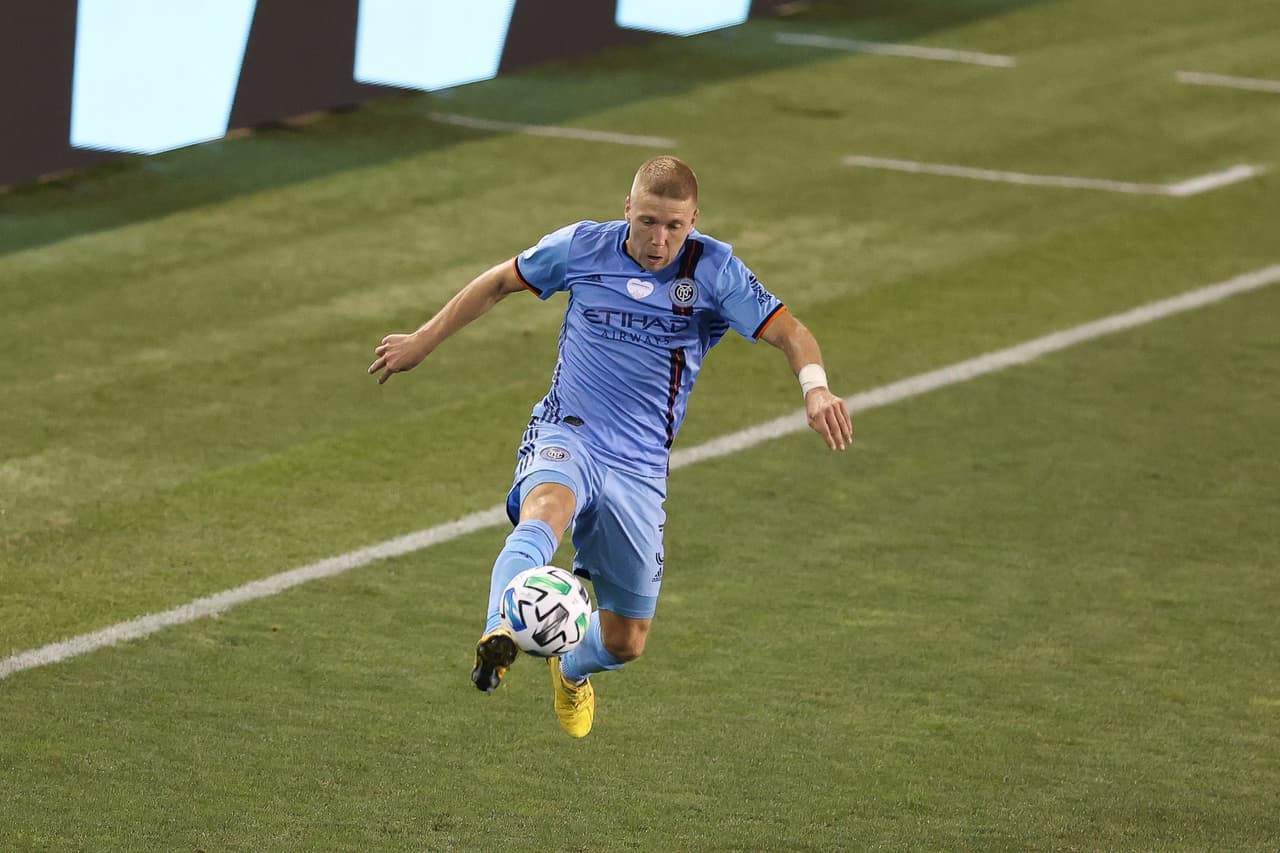 MEDIOCAMPISTA - Alexander Ring (New York City FC)