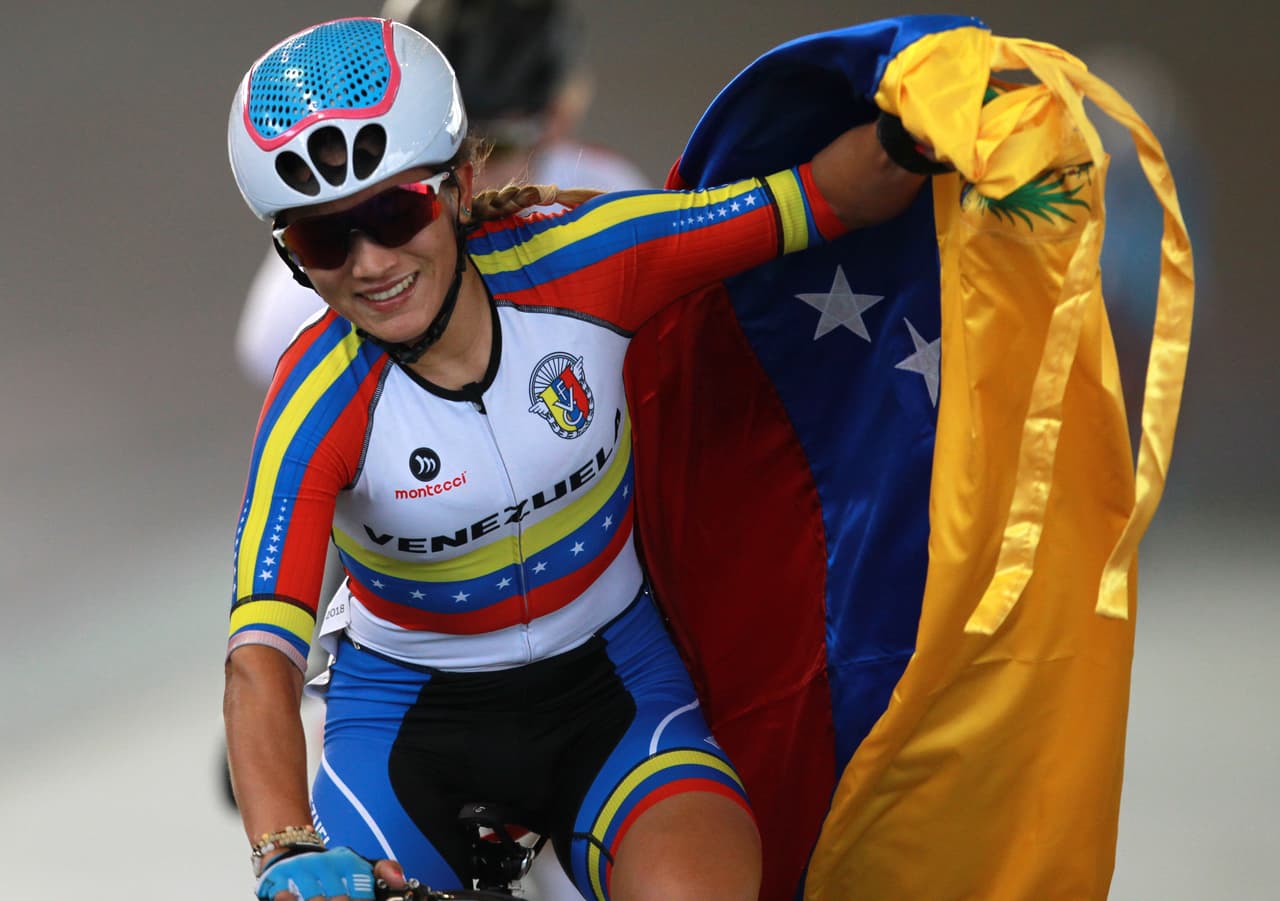 La venezolana Lilibeth Chacón fue oro en la prueba de carrera por puntos. La colombiana Yeny Colmenares y la cubana Arlenis Sierra completaron el podio.