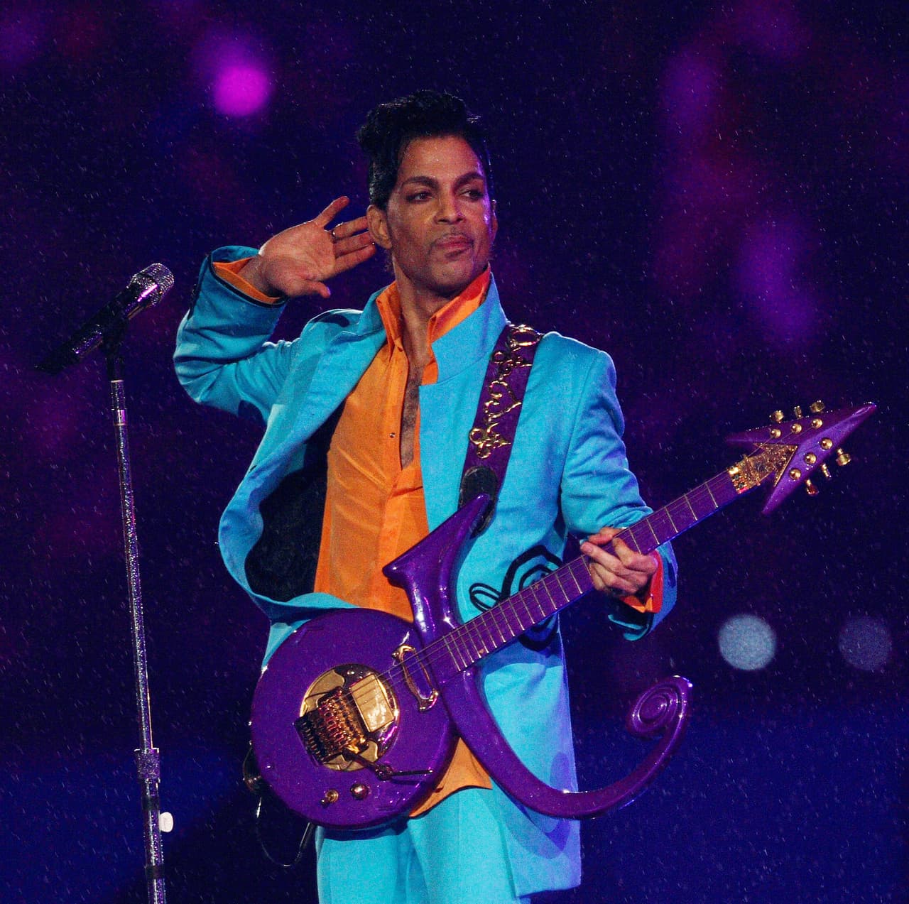 Así recordamos a Prince durante el Super Bowl XLI el 4 de febrero del 2007 en el Estadio de los Miami Dolphins.