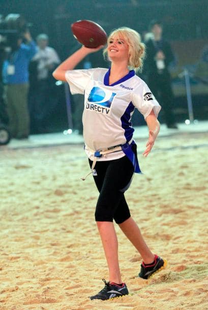 El estilo para lanzar el ovoide, muy coqueto por parte de Upton.