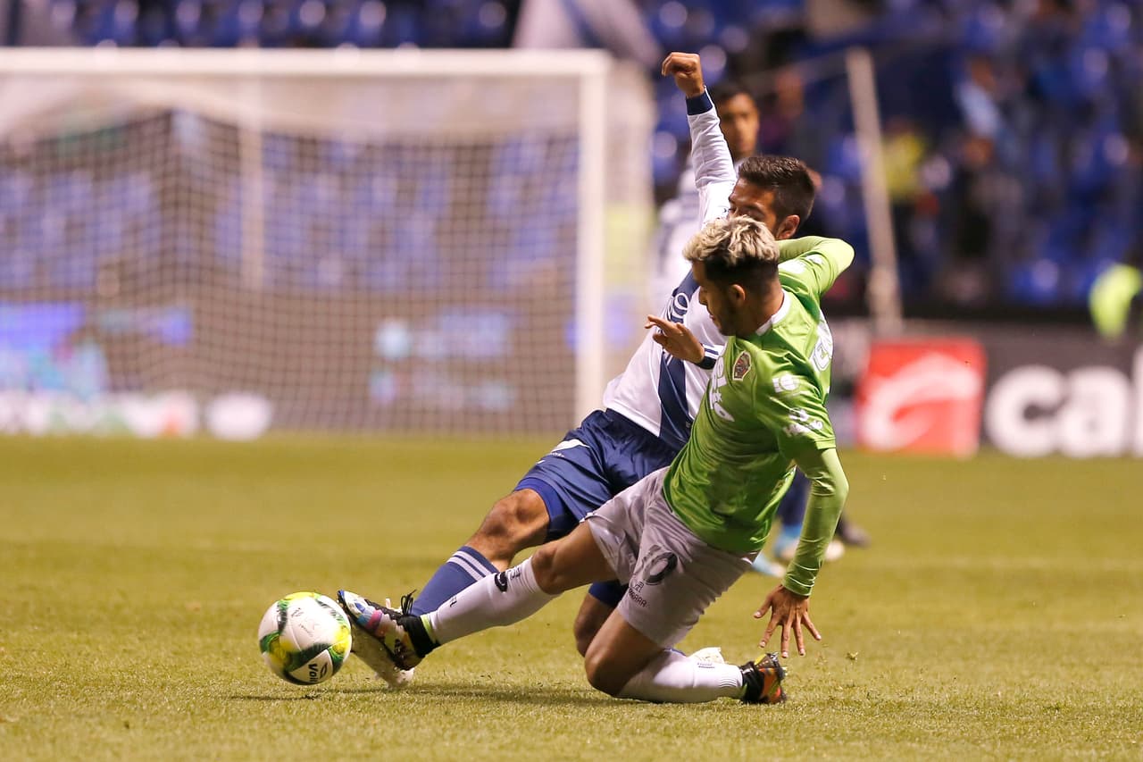 Y acuando el juego cayó en una especie de marasmo, los Bravos se preparaban para asestar un inesperado y contundente golpe.