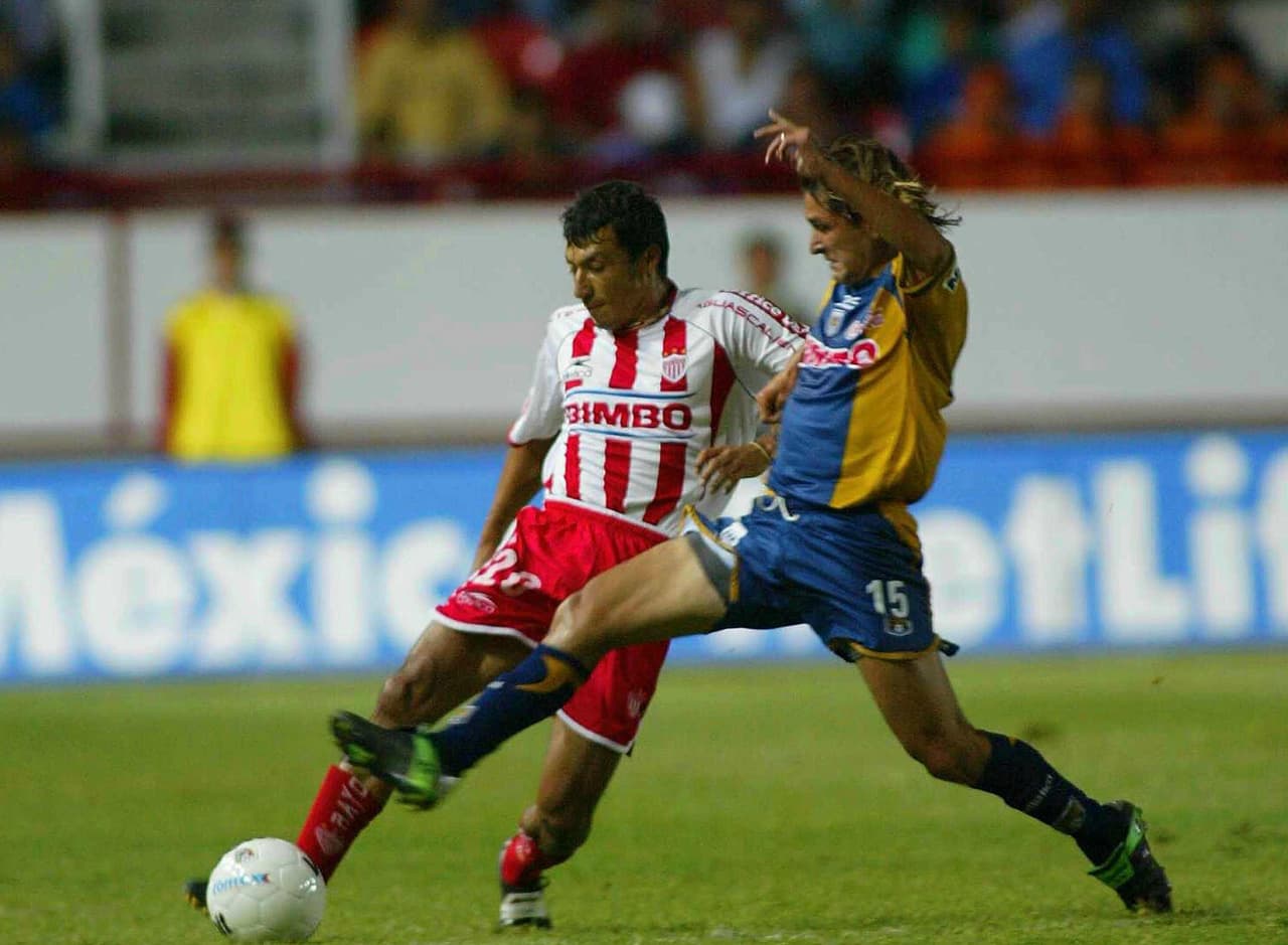 El 26 de julio, Necaxa inauguró su nuevo estadio ante Chivas en partido amistoso donde cayeron por 0-1, pero en juego oficial fue ante San Luis el 2 de agosto de 2003 en la jornada 1 del Apertura 2003 y el marcador fue de empate a un gol. Víctor Ruiz anotó para los locales, mientras que Raúl Muñoz marcó para la visita.