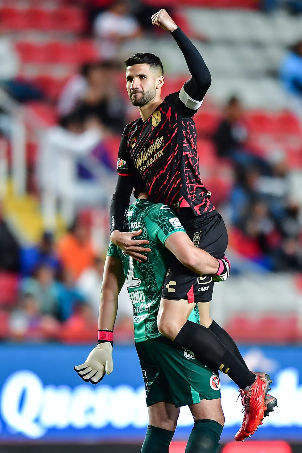 Tijuana se fue al frente con solo 34 segundos de juego gracias a un autogol de Juan Segovia.