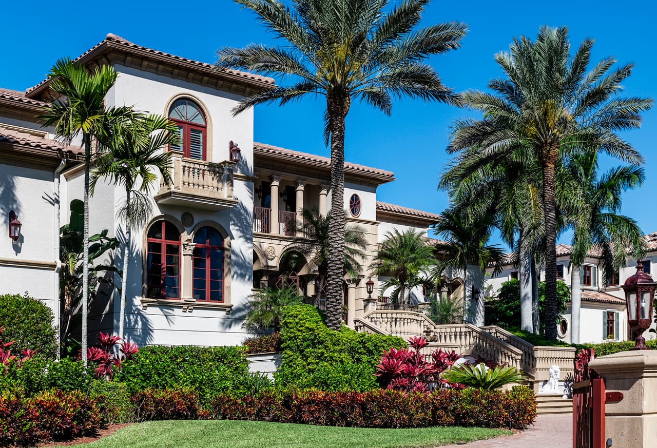 Familia ofrece $120,000 a la pareja que cuide de sus lujosas casas en Florida y Bahamas