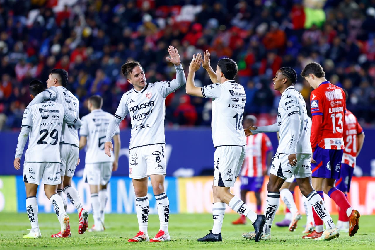 ¡Tridente letal! Palavecino, Cambindo y Paradela fulminan a San Luis